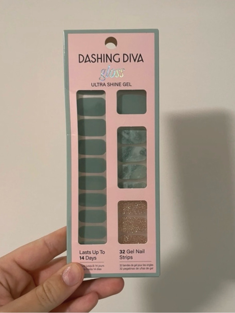 Dashing Diva Tea Leaves Gloss Nail Strips